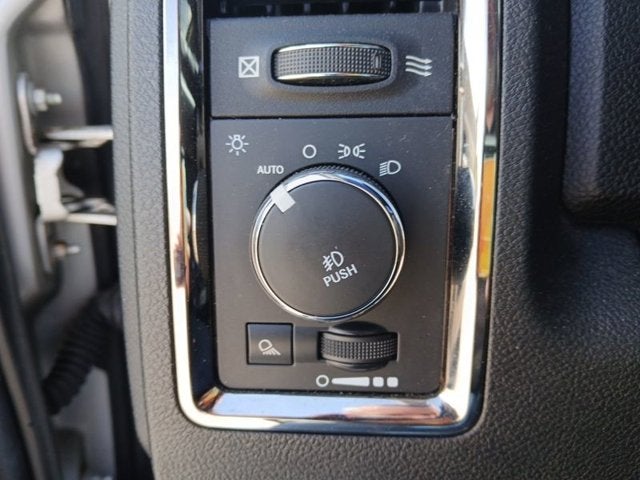 2015 RAM 1500 Sport