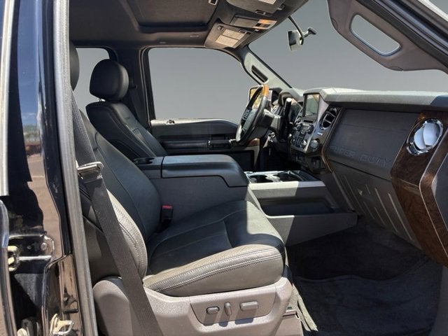 2016 Ford Super Duty F-350 SRW Lariat