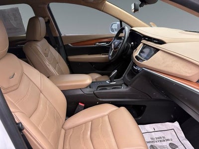 2017 Cadillac XT5 Platinum AWD