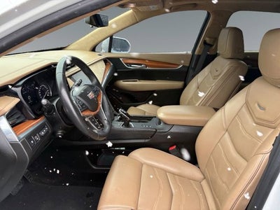 2017 Cadillac XT5 Platinum AWD