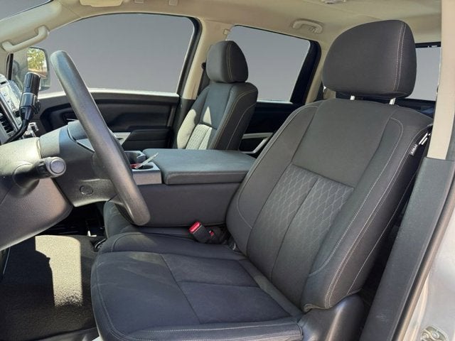 2017 Nissan Titan XD SV