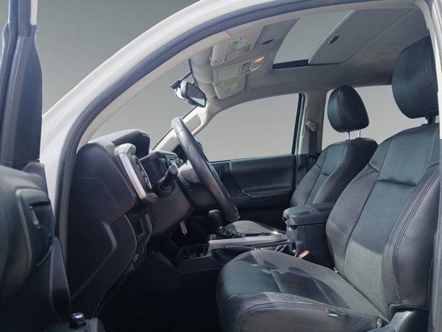 2017 Toyota Tacoma SR V6
