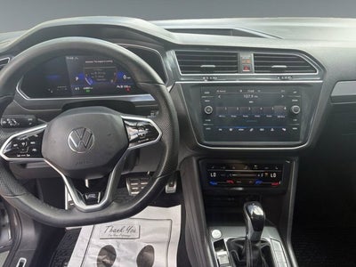 2022 Volkswagen Tiguan SE R-Line Black