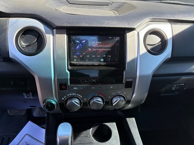 2014 Toyota Tundra 4WD Truck SR5