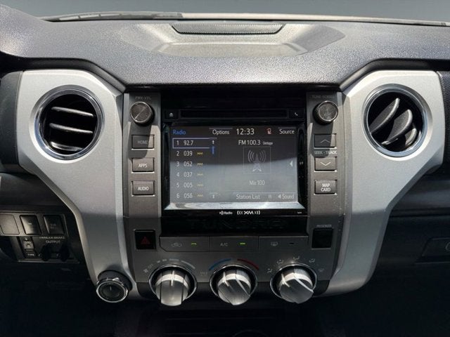 2017 Toyota Tundra 4WD SR5 5.7L V8