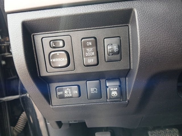 2021 Toyota Tundra 4WD SR5