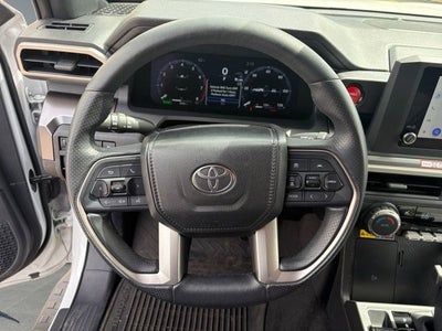 2025 Toyota 4Runner TRD Off Road