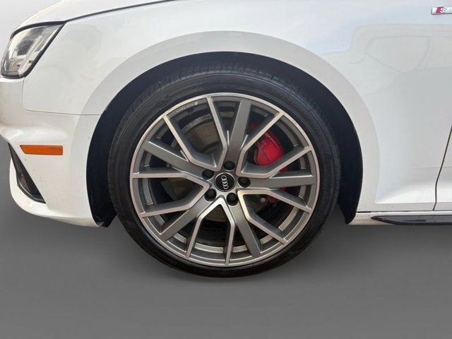 2019 Audi A4 Premium Plus